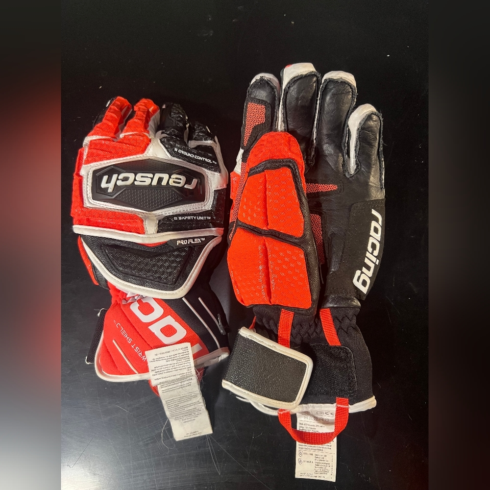 Reusch Worldcup Warrior Giant Slalom 2022 Size M [MSRP $350]
